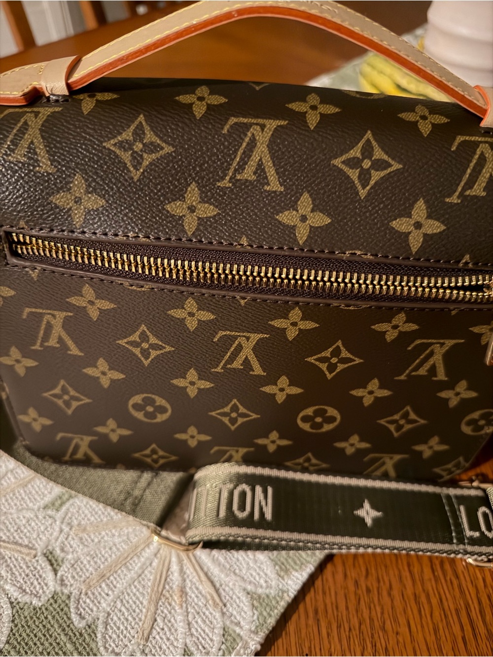 Leather Monogram crossbody in Brown. Suede inside lining. - Picture 2 of 4